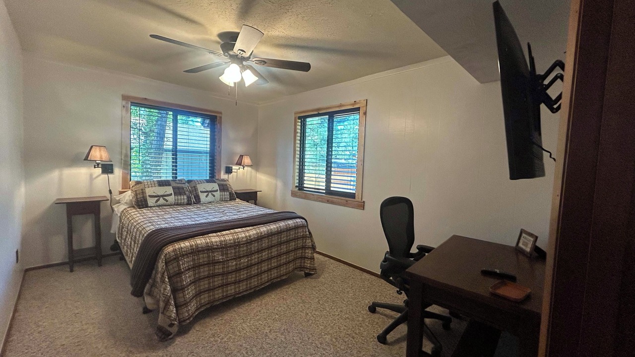 Photo of Bedroom in Munds Park
