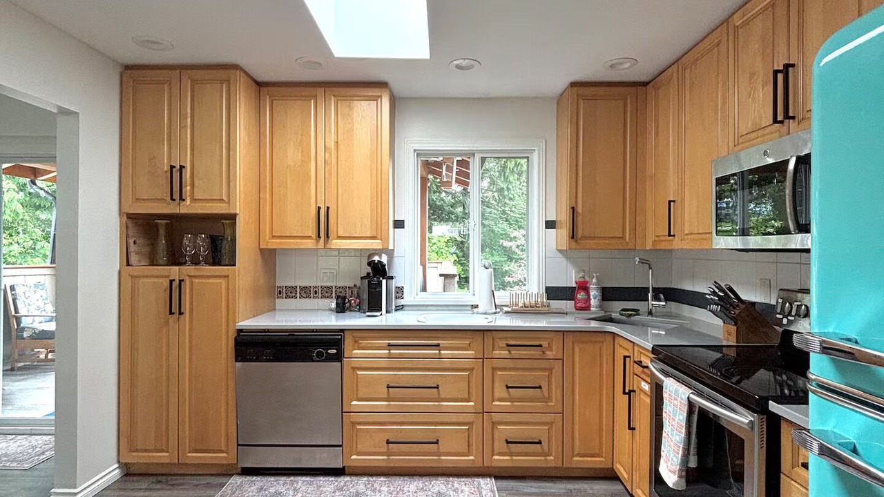 Photo of Kitchen in Garibaldi Highlands