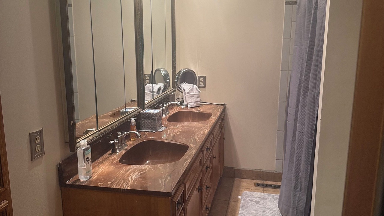 Photo of Bathroom in Otoe County