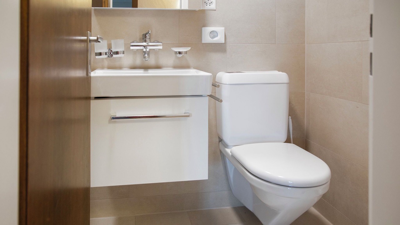 Photo of Bathroom in Falera