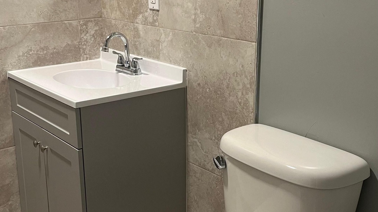 Photo of Bathroom in Bodden Town