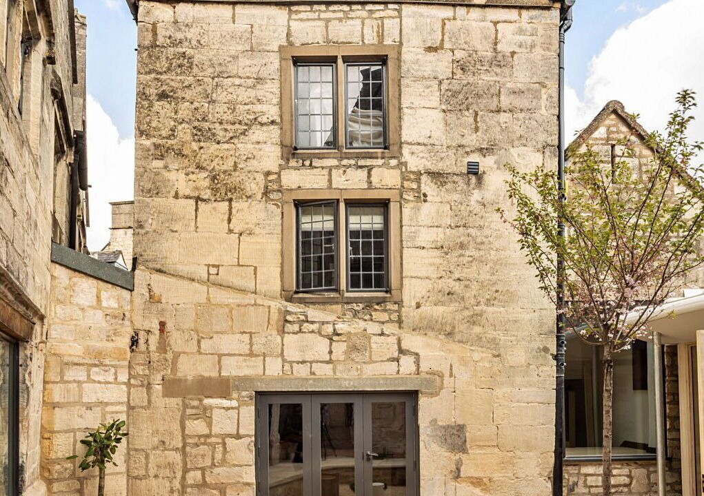 Photo of Patio Balcony in Painswick