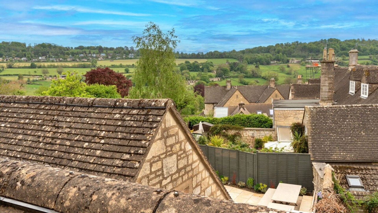 Photo of Patio Balcony in Painswick
