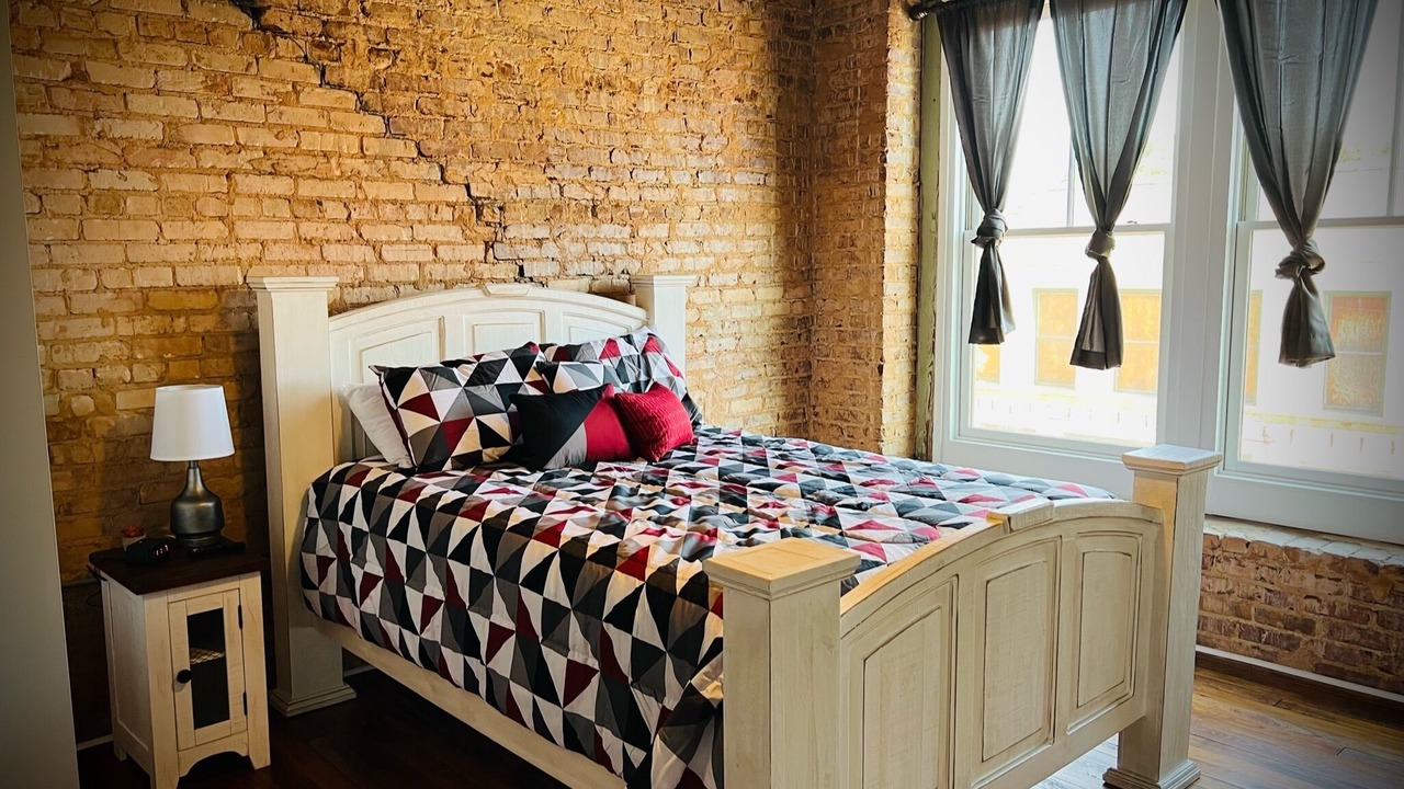 Photo of Bedroom in Toccoa