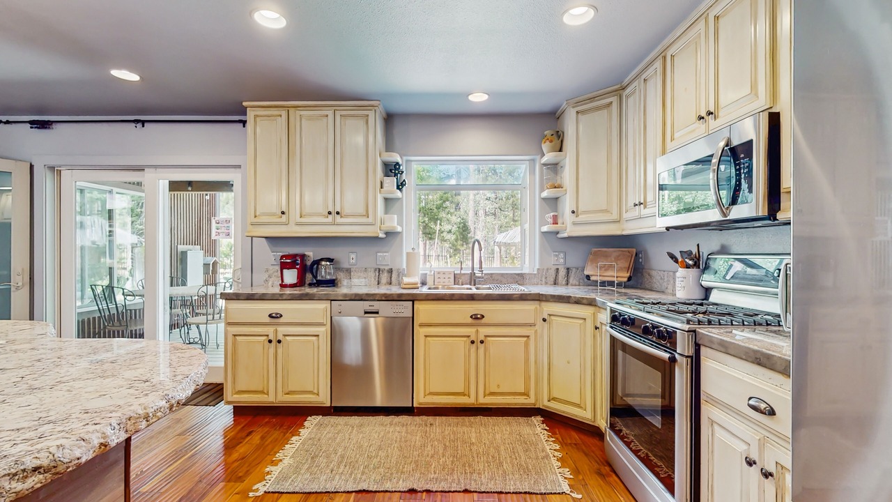 Photo of Kitchen in North Upper Truckee