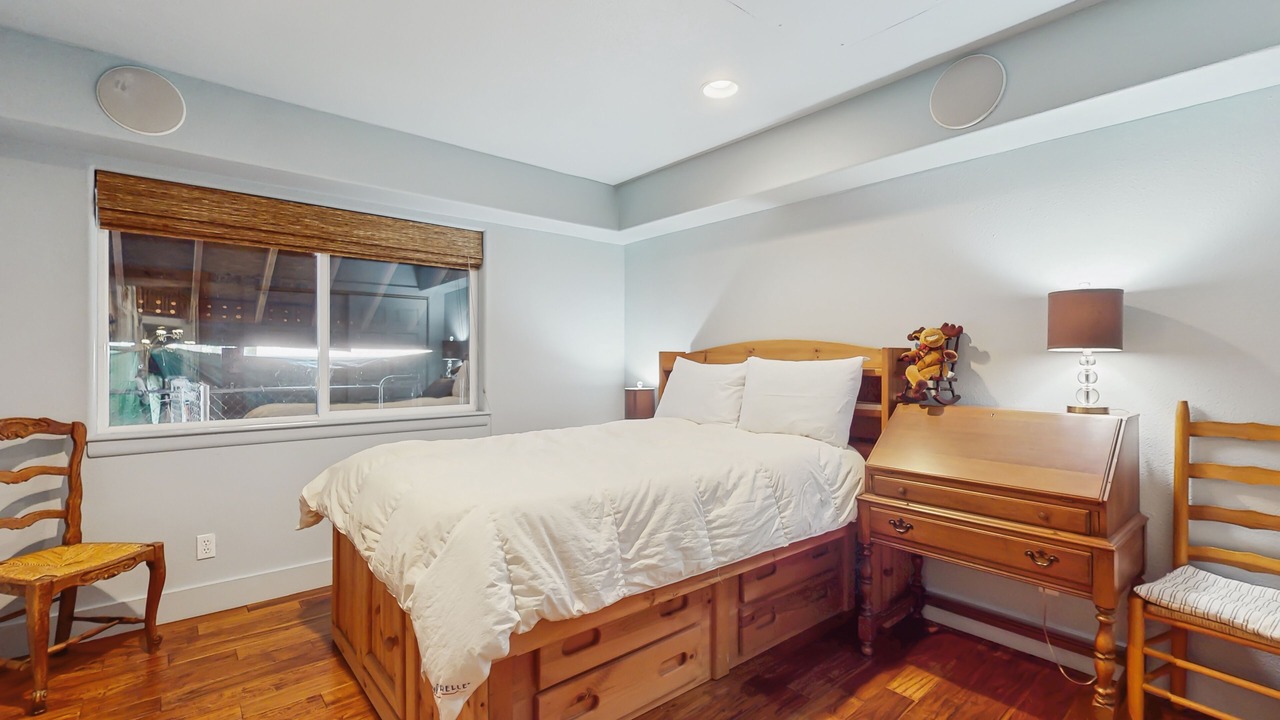 Photo of Bedroom in North Upper Truckee