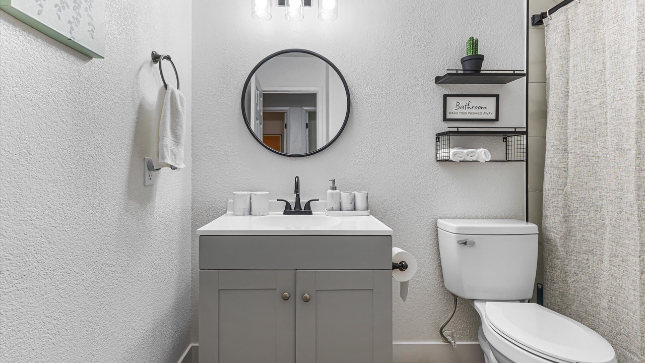Photo of Bathroom in River Mountain
