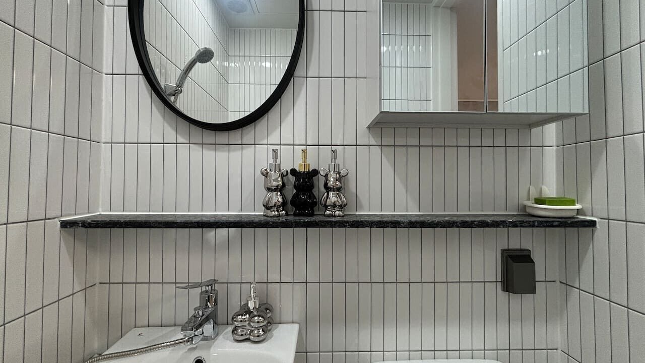 Photo of Bathroom in Suyuil-tong