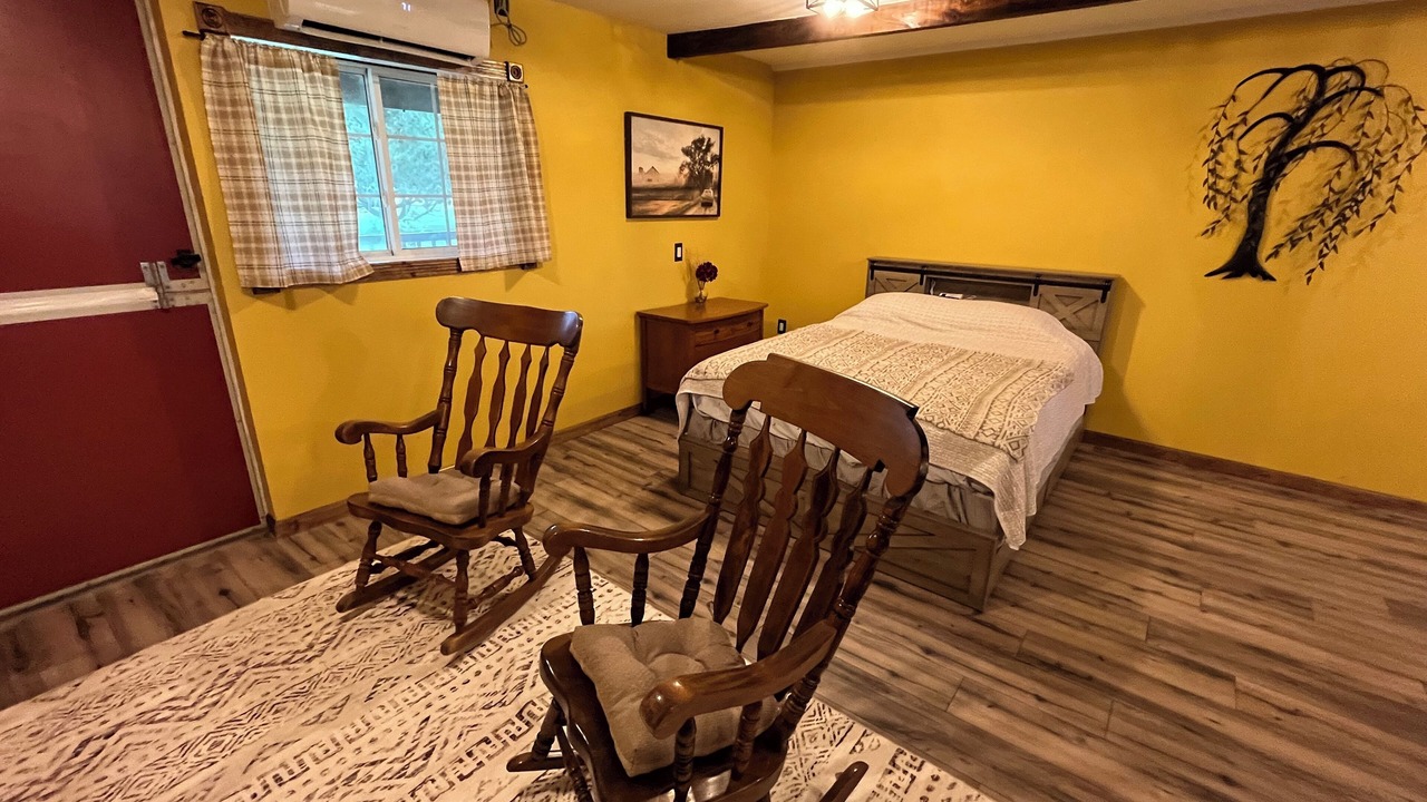 Photo of Bedroom in Cedar Falls