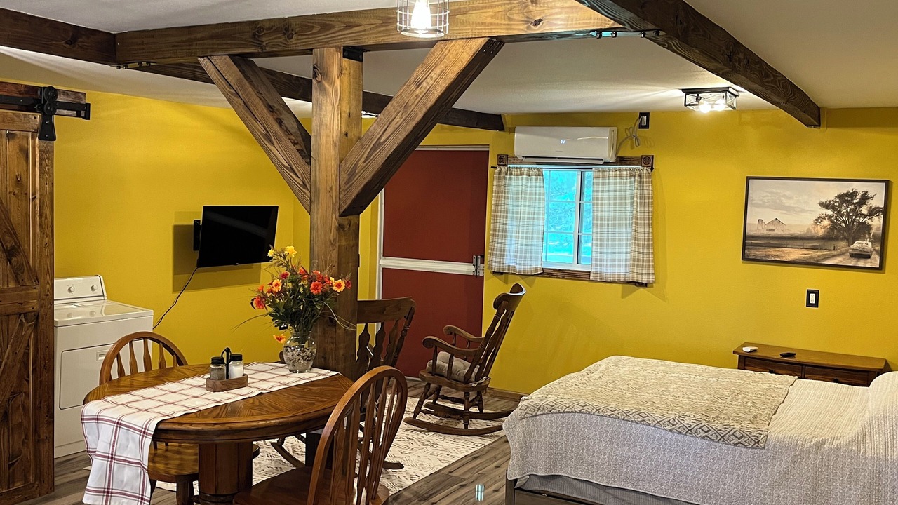 Photo of Bedroom in Cedar Falls