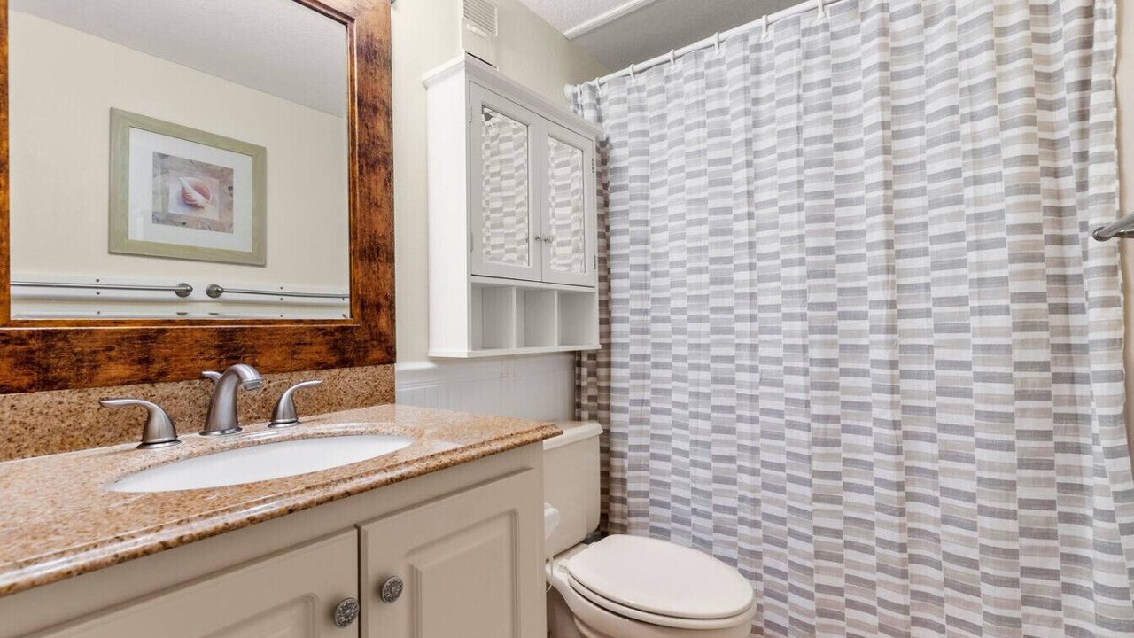 Photo of Bathroom in Nags Head