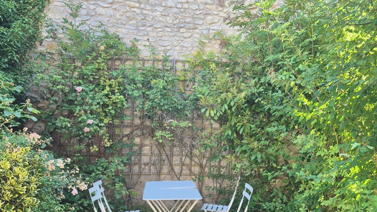 Photo of Patio Balcony in Estouy