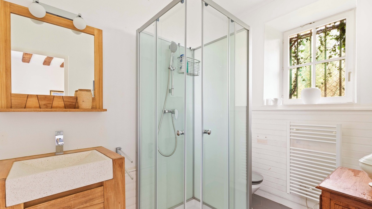 Photo of Bathroom in Estouy