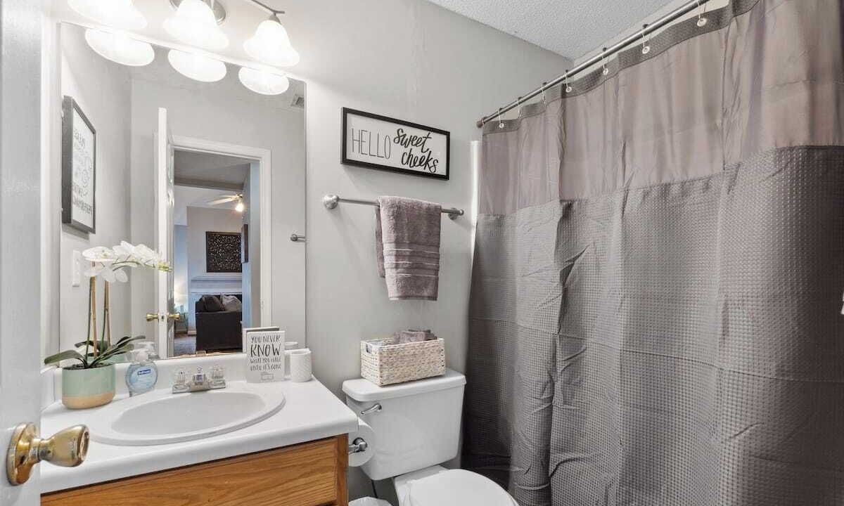 Photo of Bathroom in Warner Robins