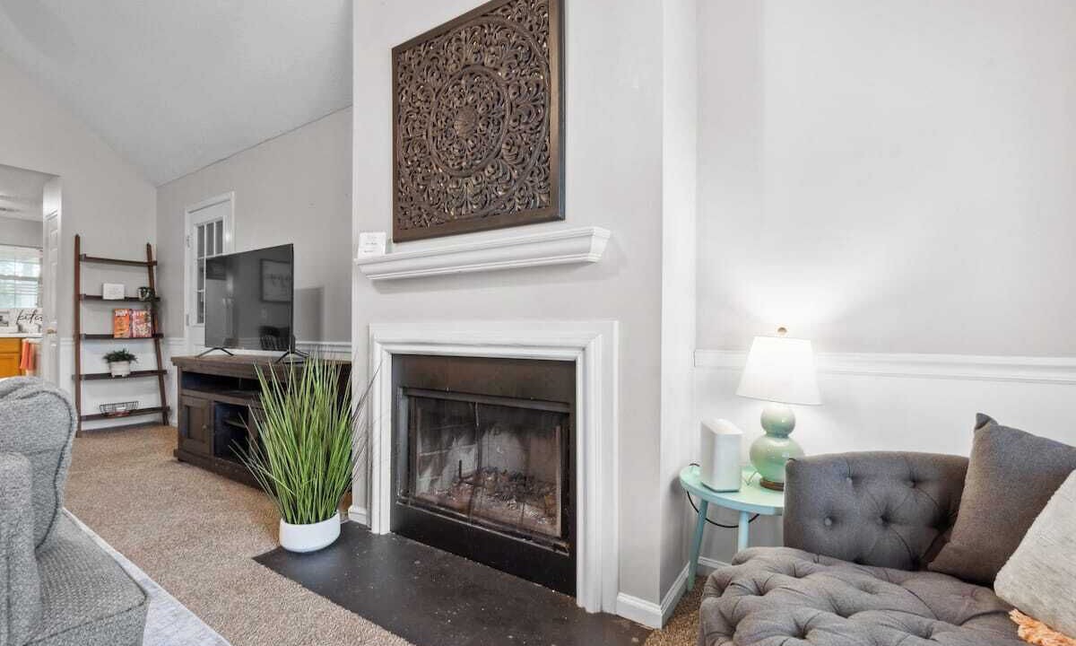 Photo of Livingroom in Warner Robins