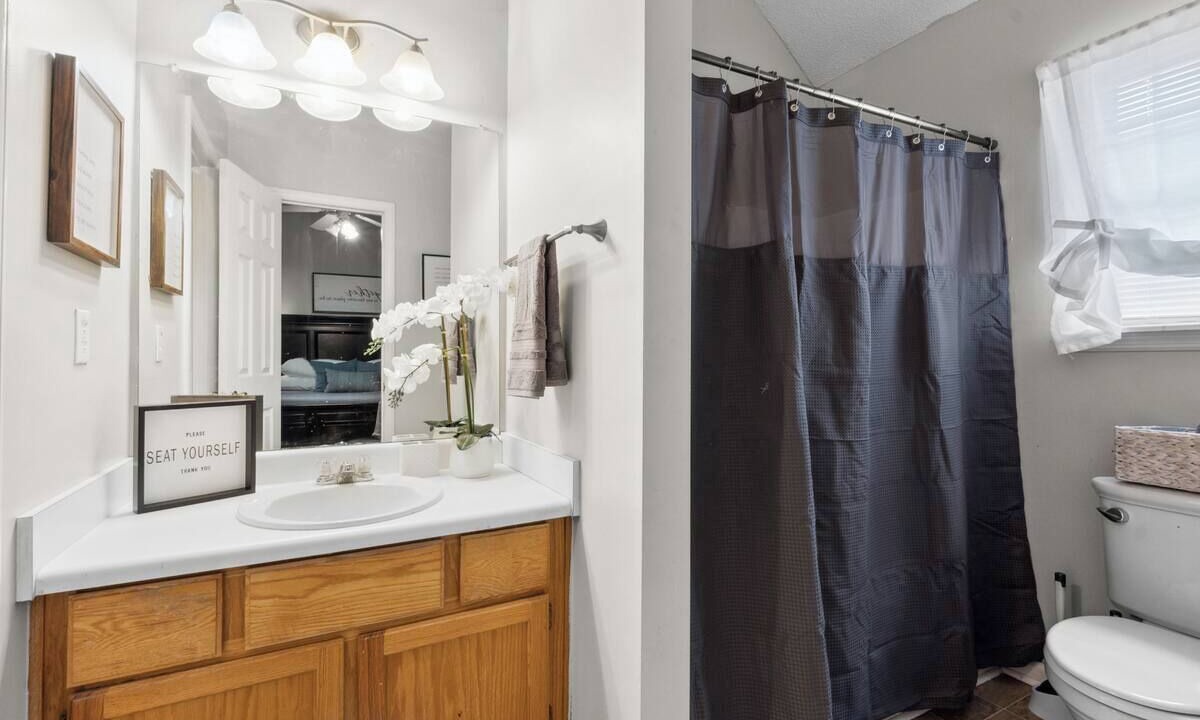 Photo of Bathroom in Warner Robins