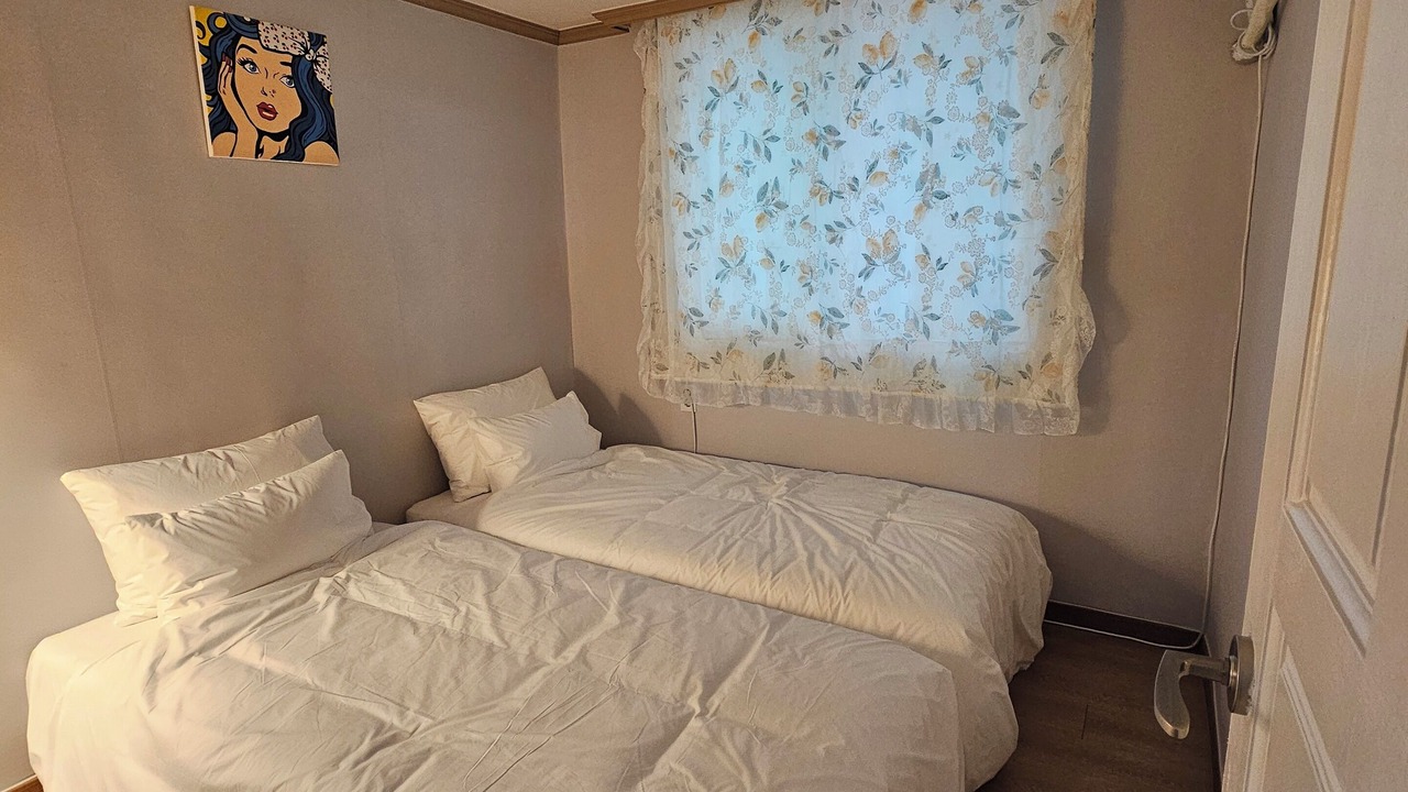 Photo of Bedroom in Cheongunhyoja-dong