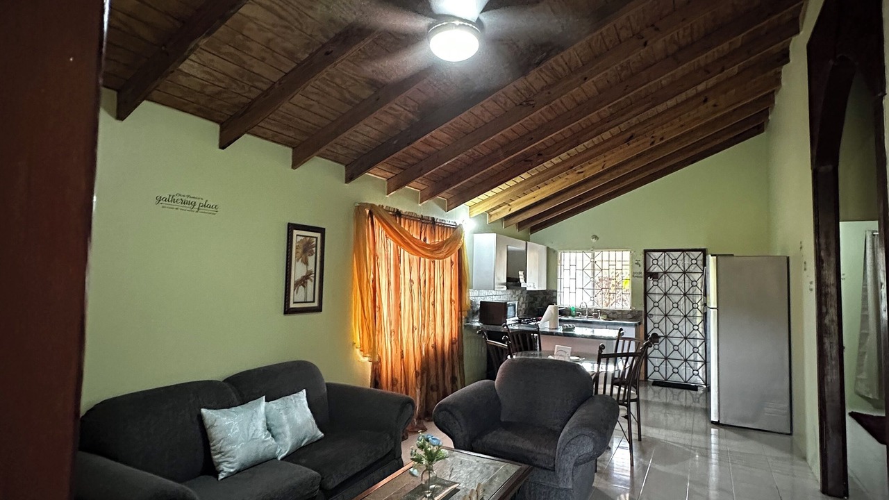 Photo of Livingroom in St.Bran's Burg