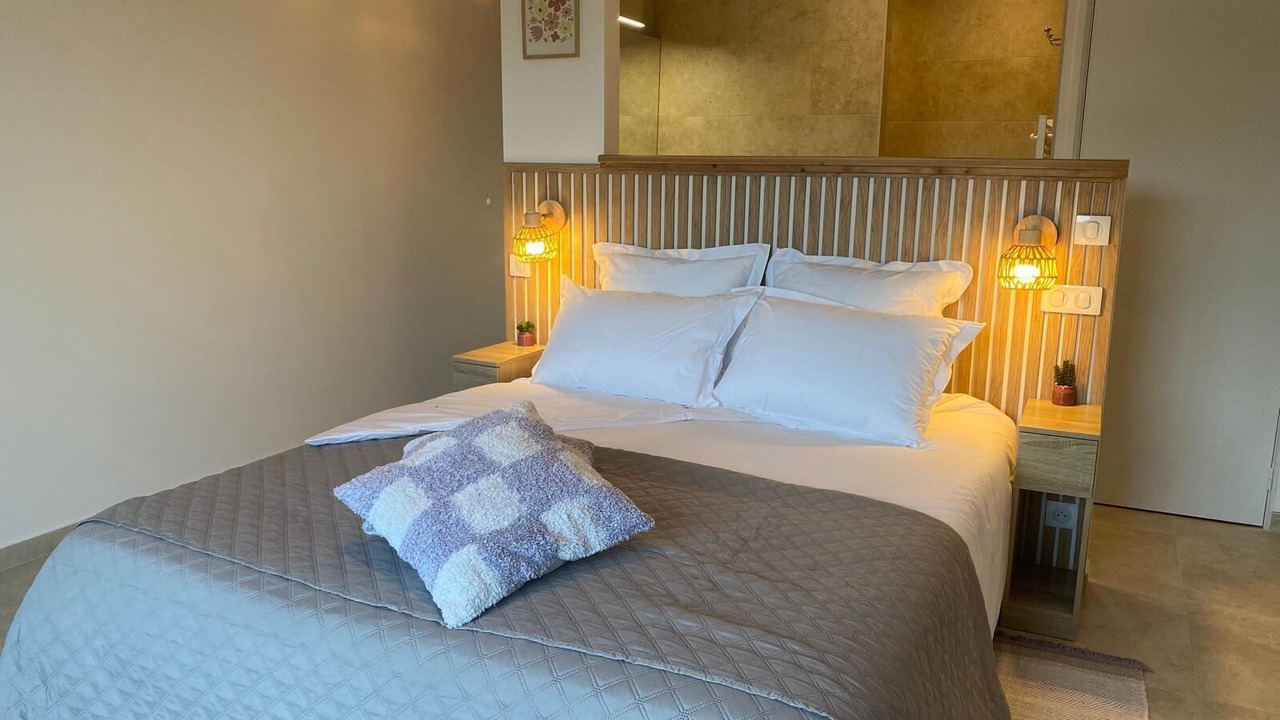 Photo of Bedroom in Laragne-Monteglin