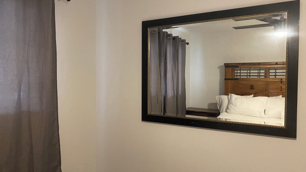 Photo of Bedroom in Mar Lee