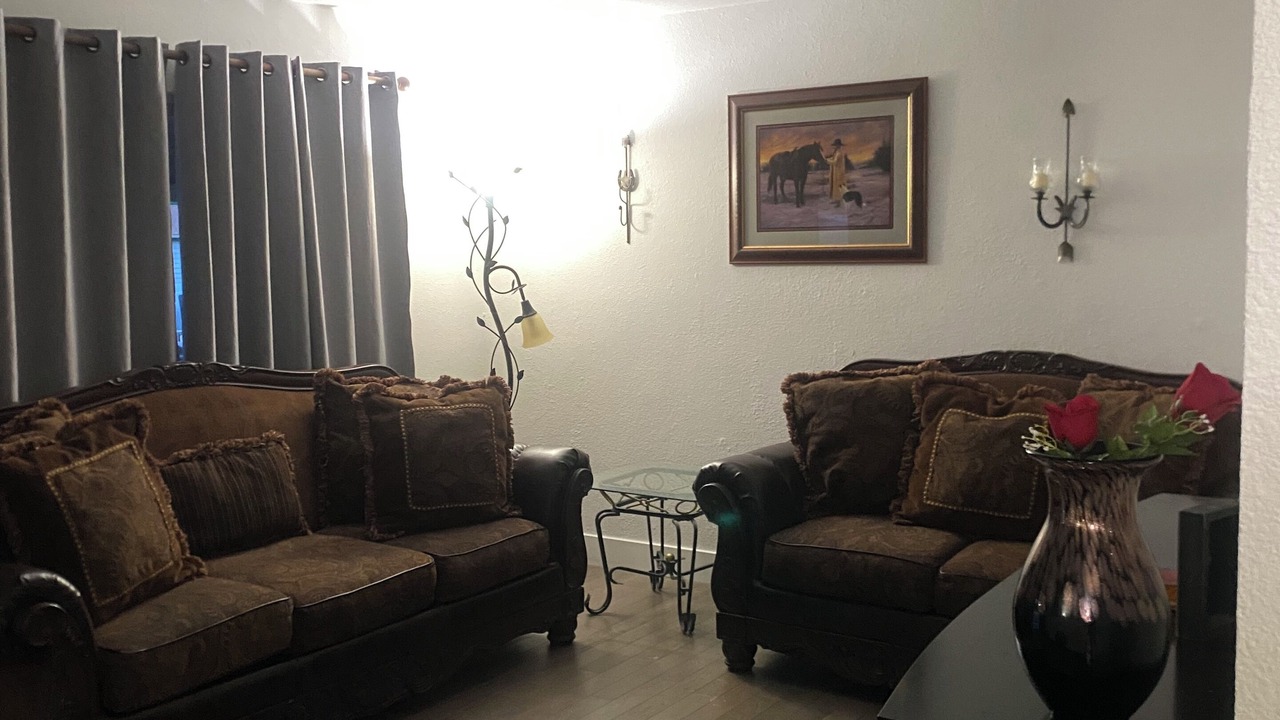 Photo of Livingroom in Mar Lee