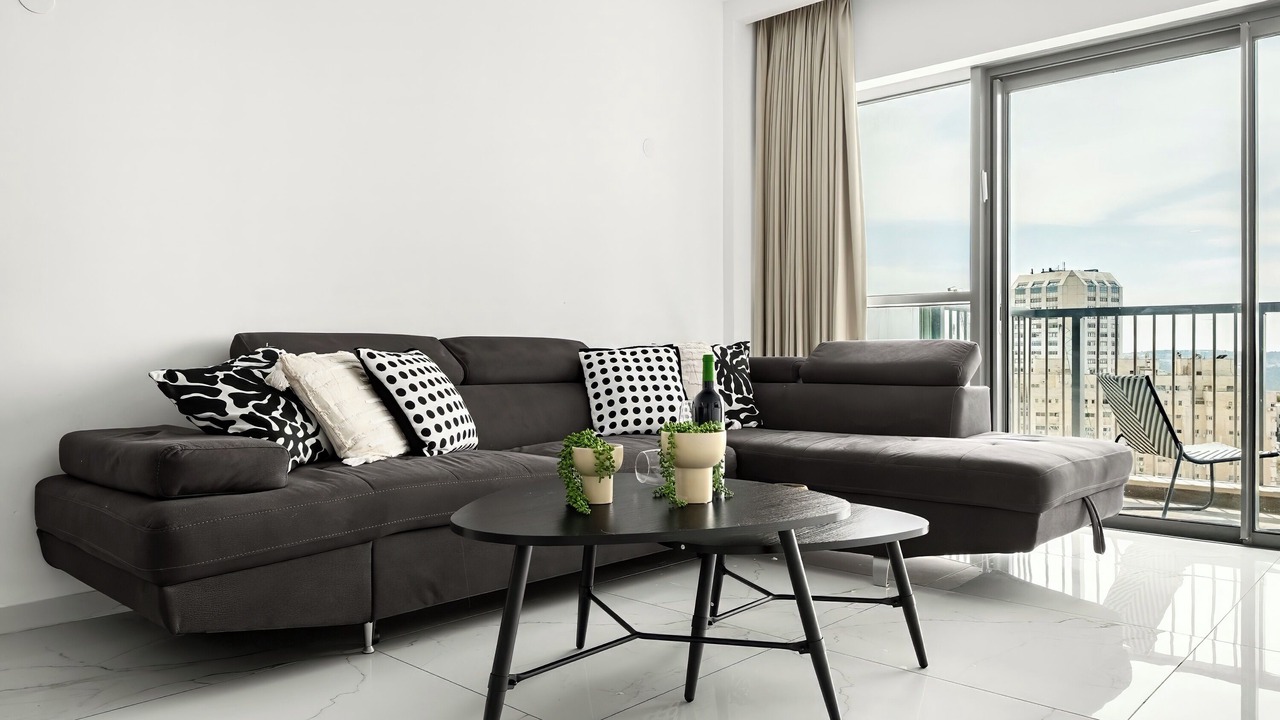 Photo of Livingroom in Nachlaot