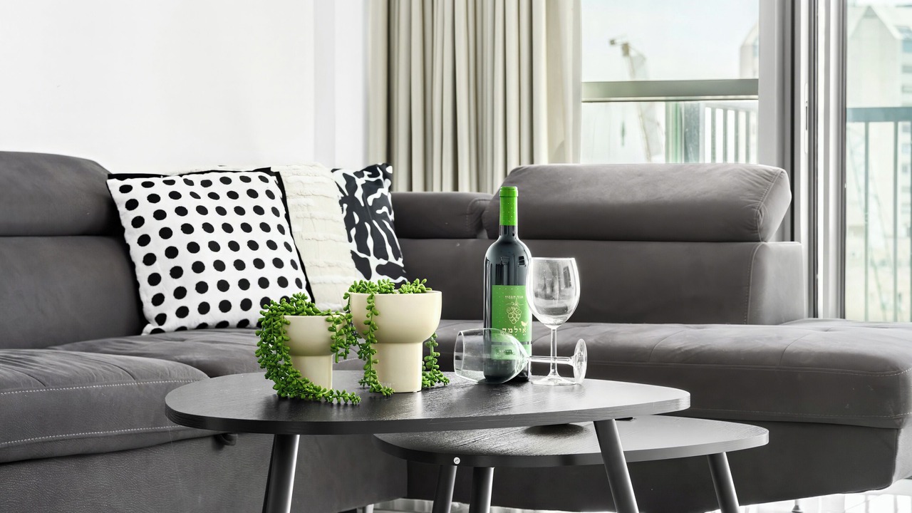 Photo of Livingroom in Nachlaot
