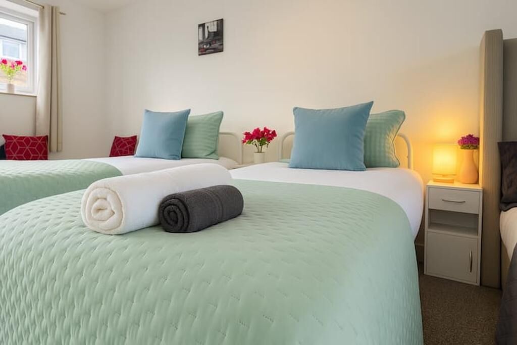 Photo of Bedroom in Island Gardens