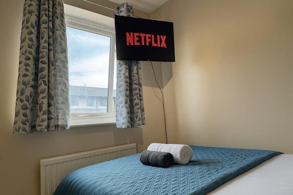 Photo of Bedroom in Island Gardens