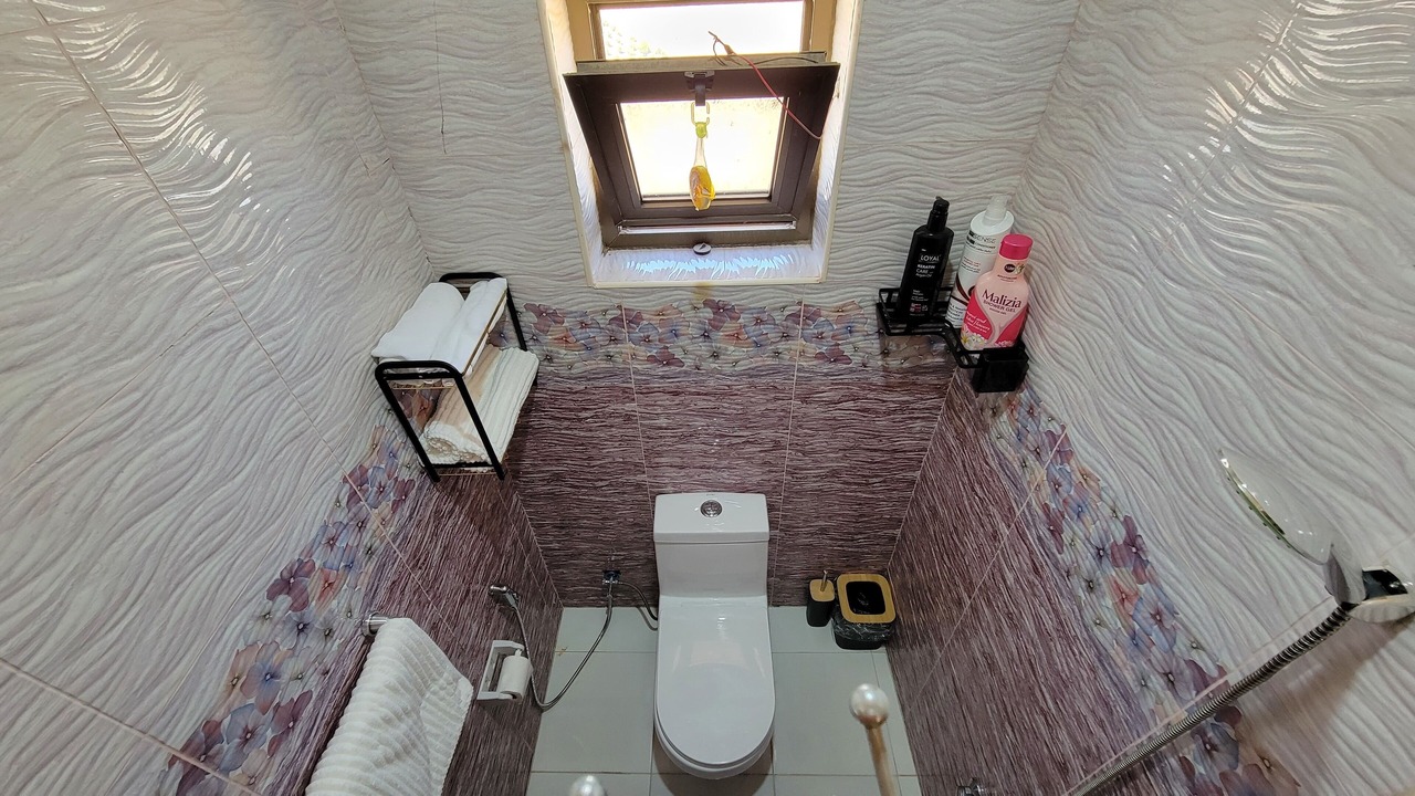 Photo of Bathroom in Salt