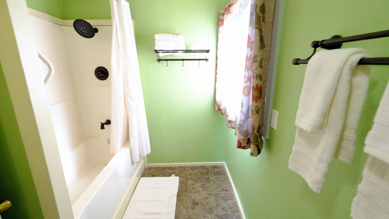 Photo of Bathroom in Midpines