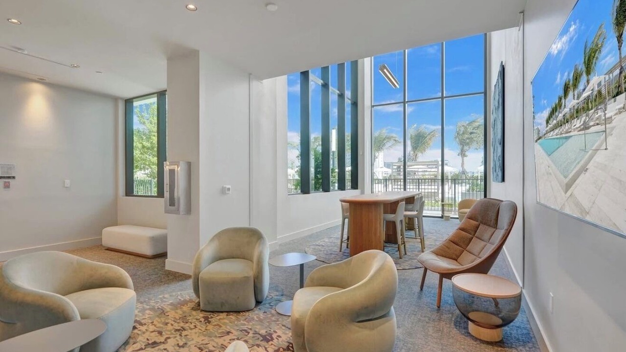 Photo of Livingroom in North Beach