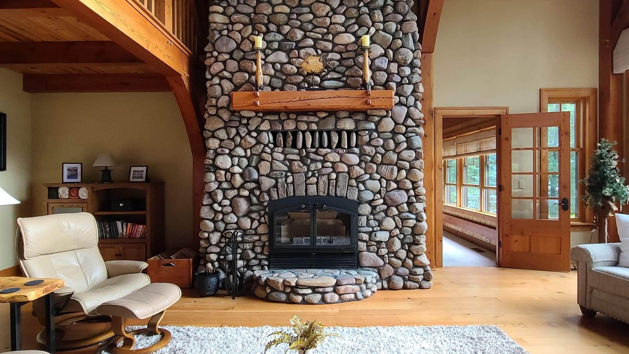 Photo of Livingroom in LaPorte