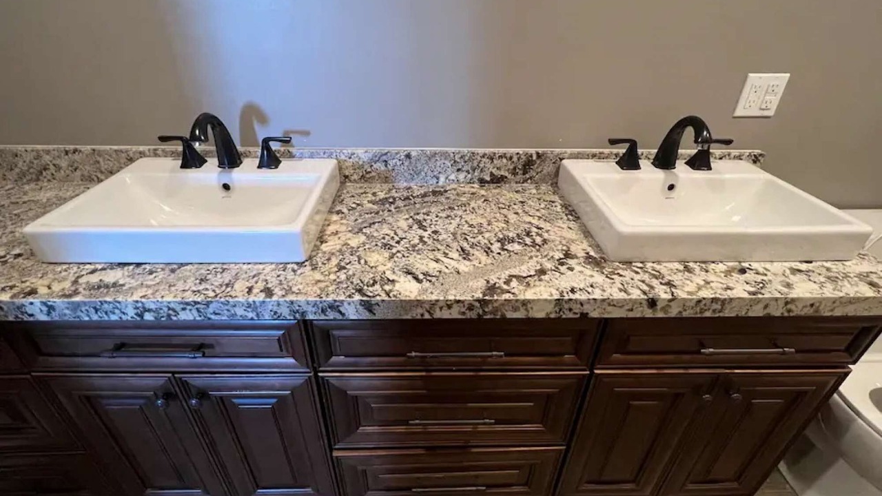 Photo of Bathroom in Black Mountain