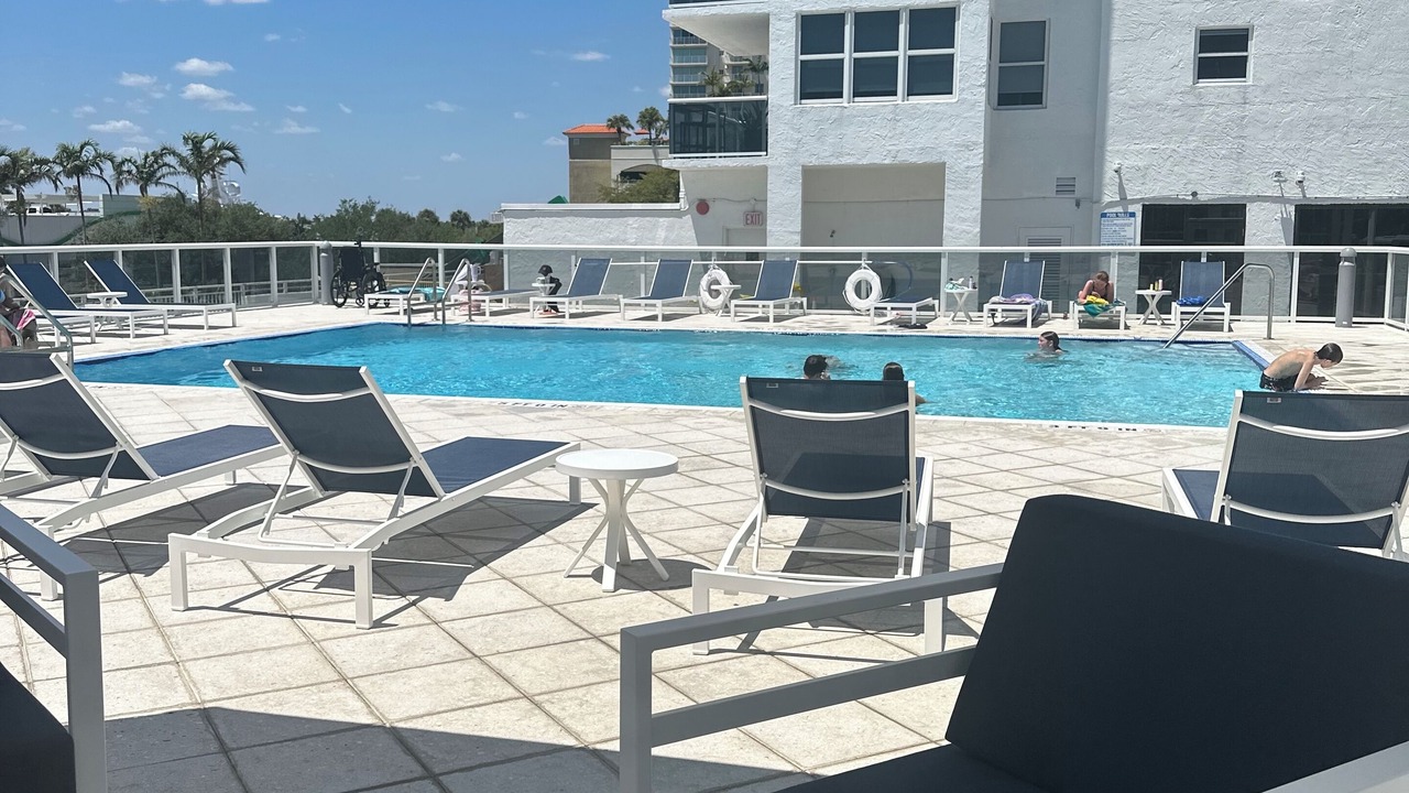 Photo of Outdoor in Lauderdale Beach