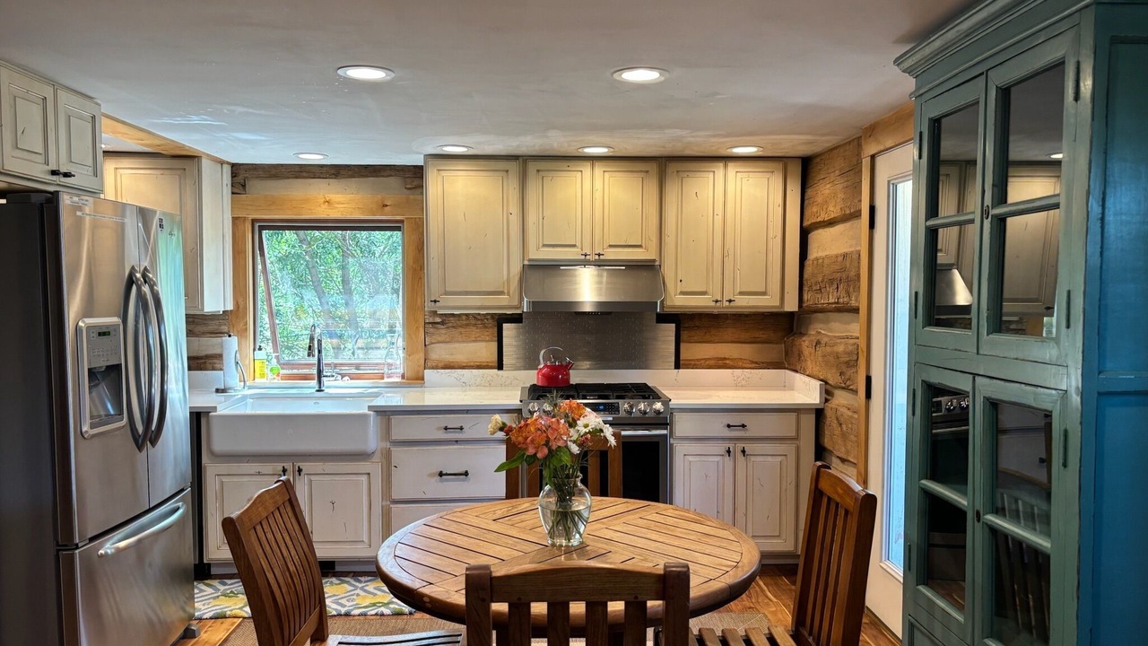 Photo of Kitchen in Alpine Northwest
