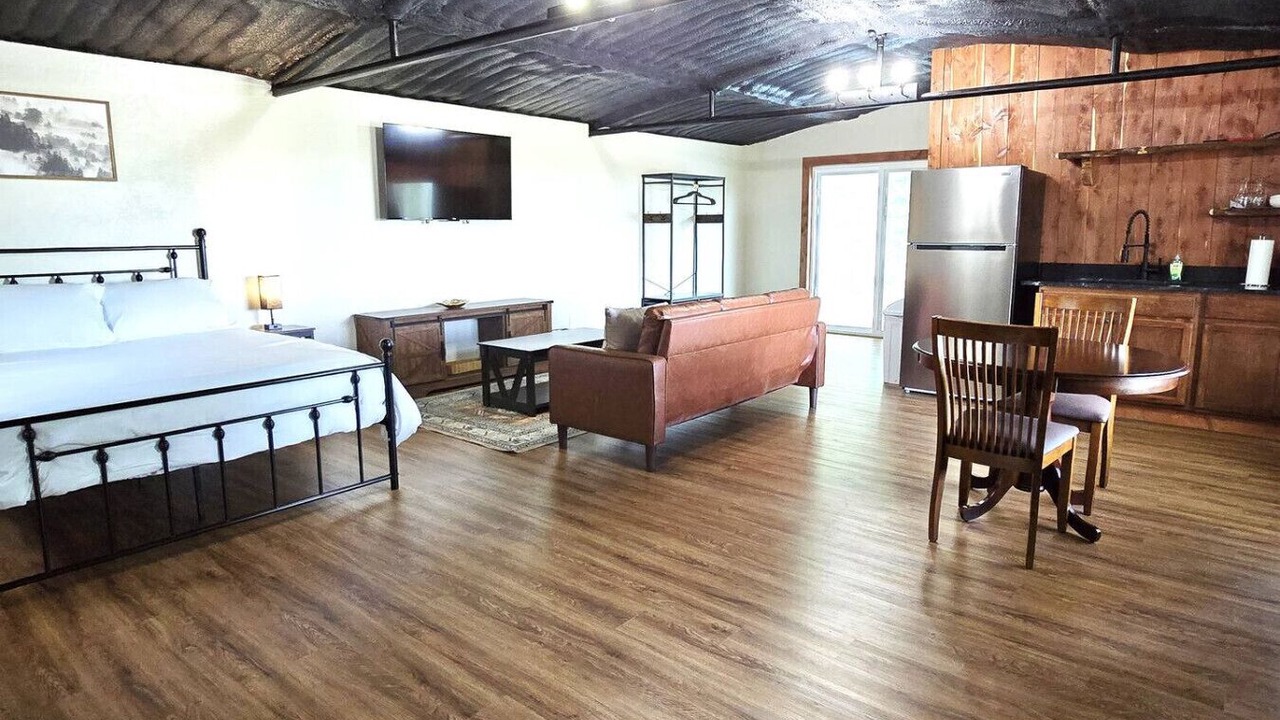 Photo of Bedroom in Davis