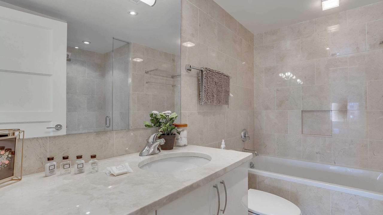 Photo of Bathroom in Chinatown