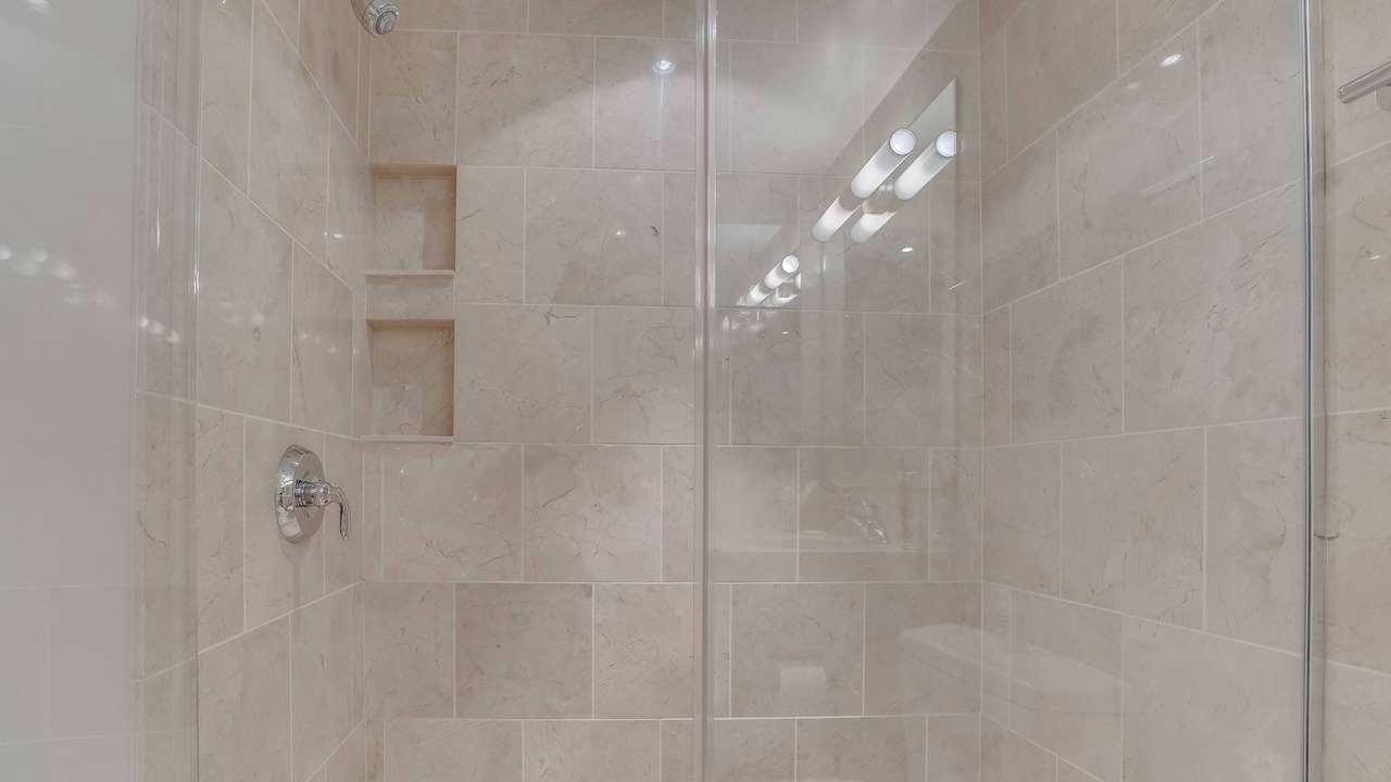 Photo of Bathroom in Chinatown