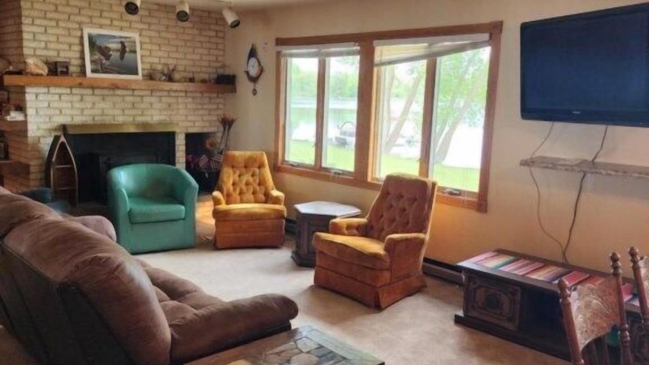 Photo of Livingroom in Underwood