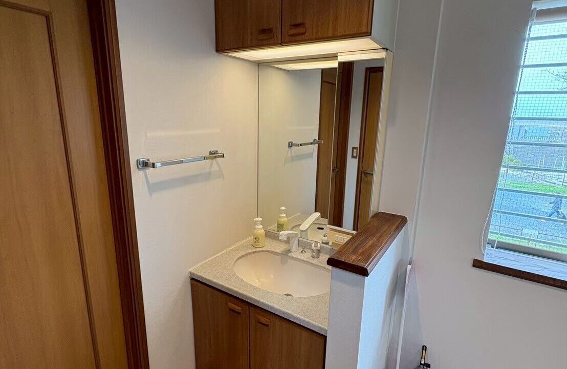 Photo of Bathroom in Kuwana