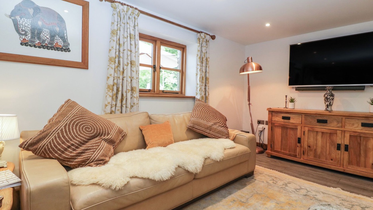 Photo of Livingroom in Cwmcarn