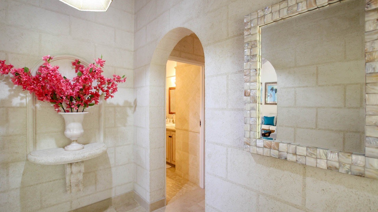 Photo of Bathroom in Halcyon Heights