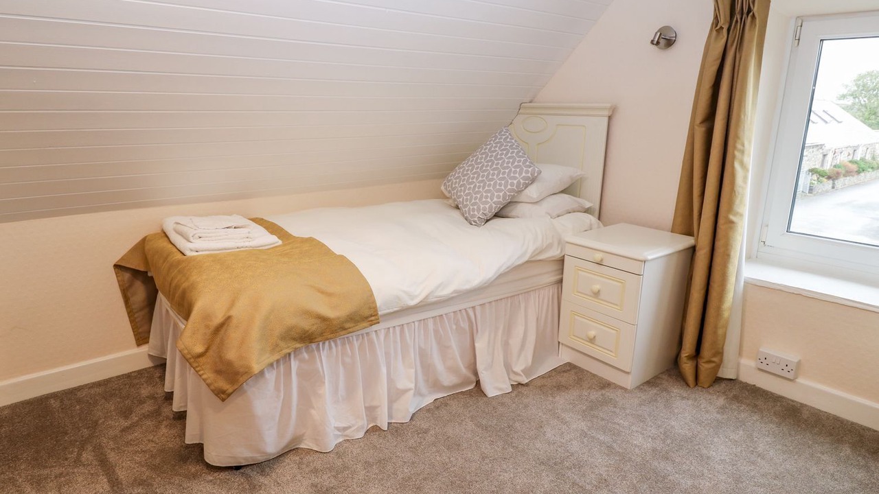 Photo of Bedroom in Llannor