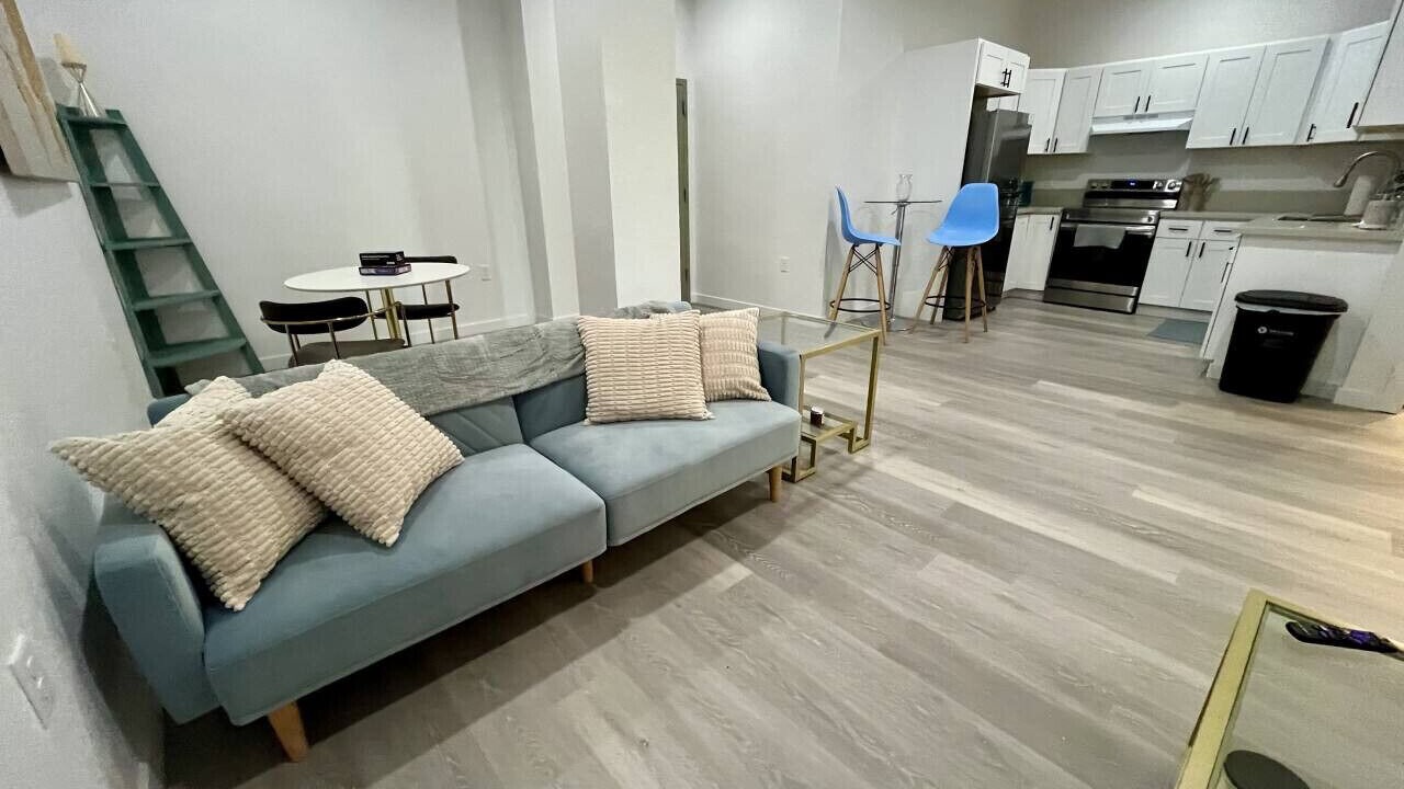 Photo of Livingroom in Downtown Sacramento