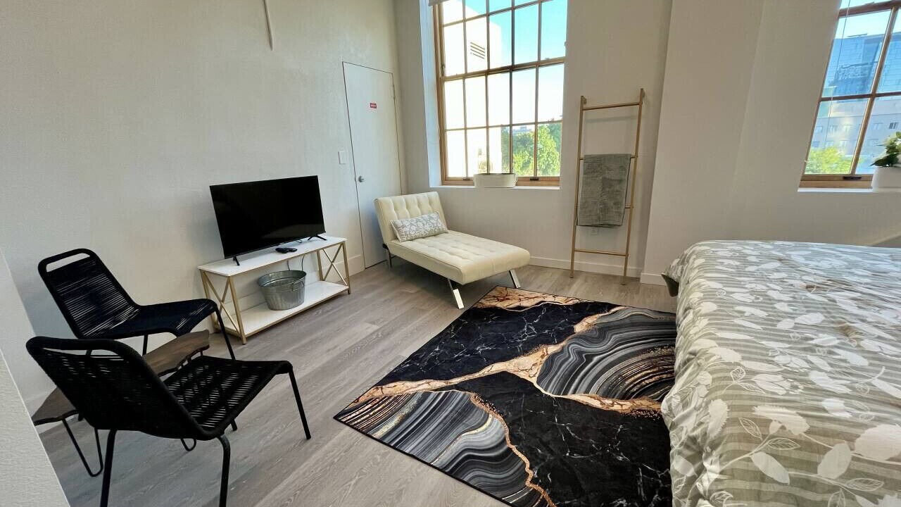 Photo of Bedroom in Downtown Sacramento