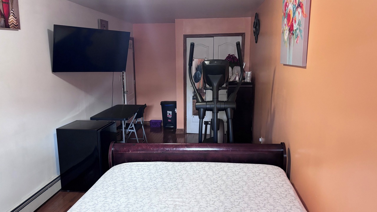 Photo of Bedroom in Queens