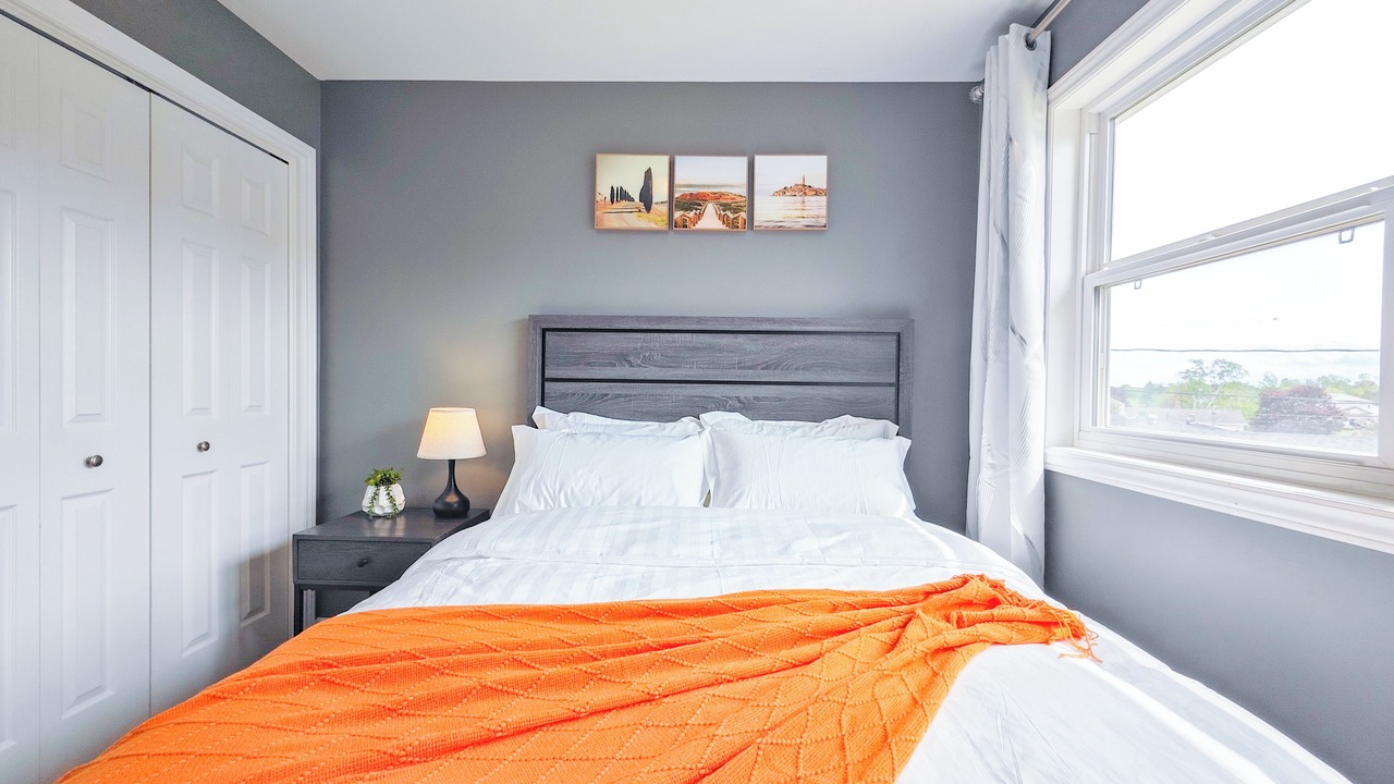 Photo of Bedroom in North River