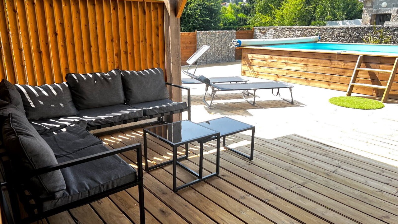 Photo of Patio Balcony in La Chapelle-Saint-Laurent