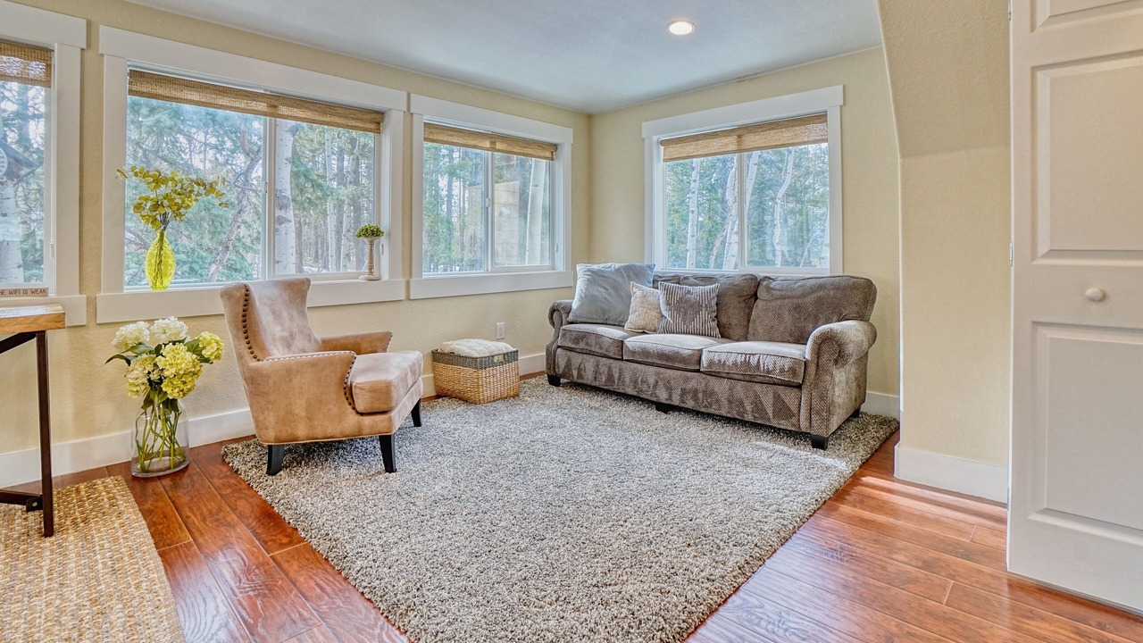 Photo of Livingroom in Black Hawk